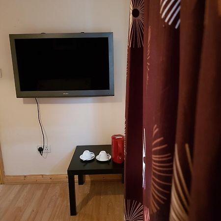 Ashemere Lodge Clondalkin Buitenkant foto